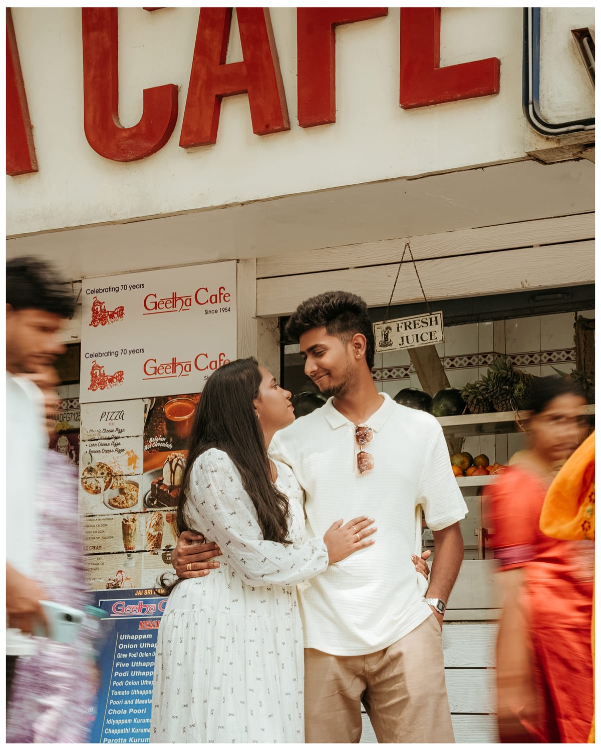 Bride during malai-matral ritual, Mylapore Chennai